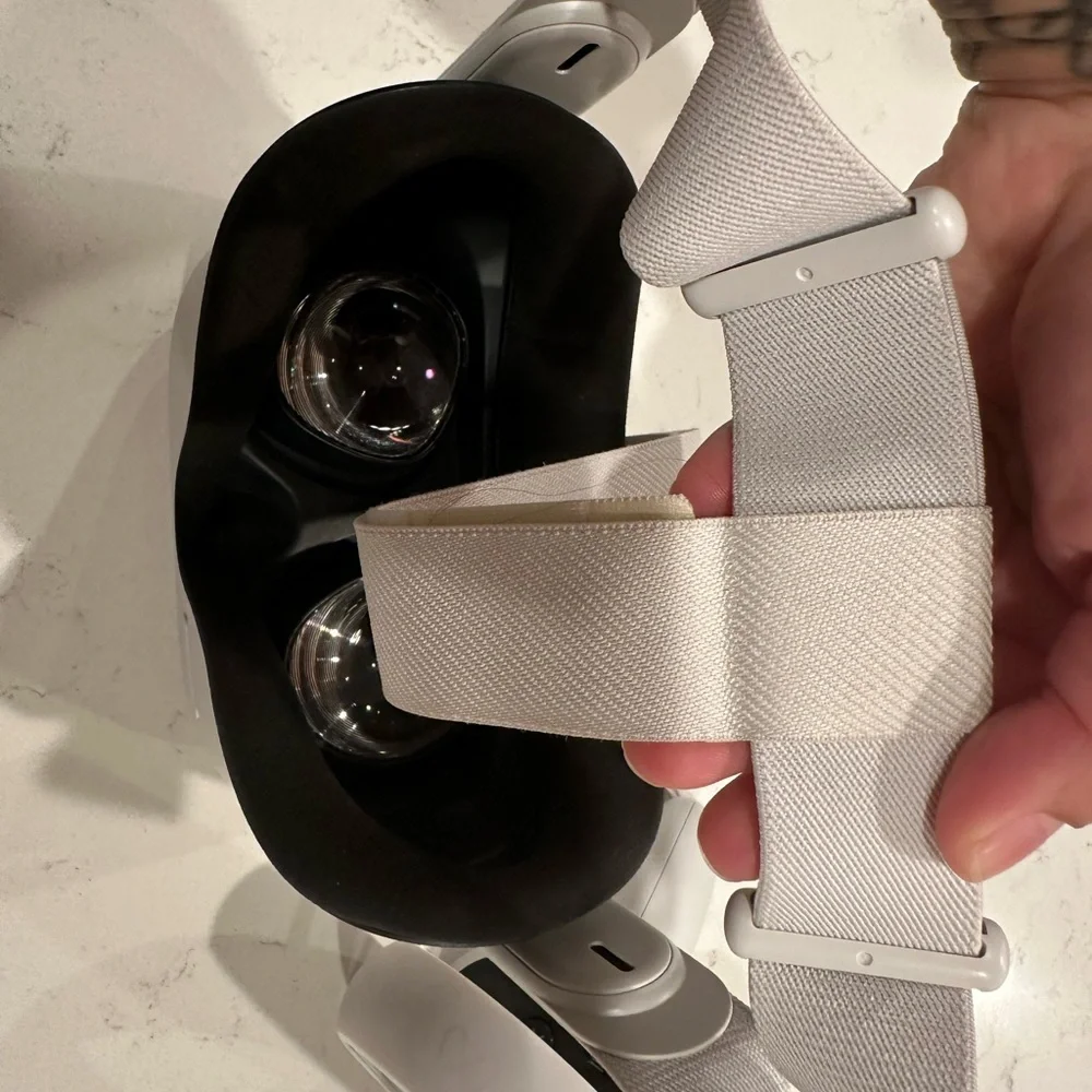Advanced White VR Headset with Controllers